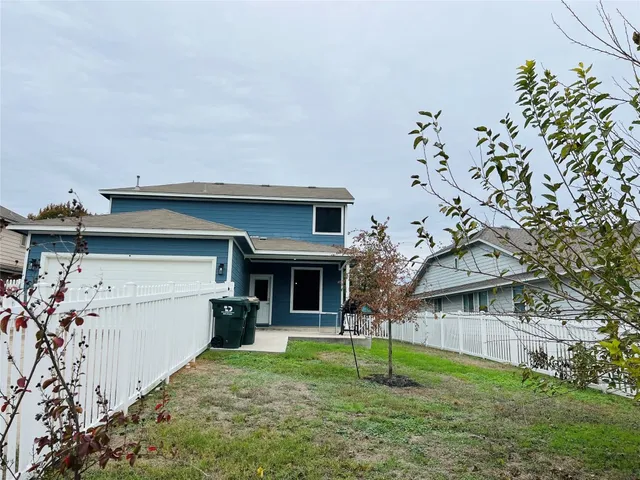 $2,250 | 728 Sampson, Kyle, TX 78640