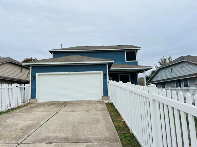 $2,250 | 728 Sampson, Kyle, TX 78640