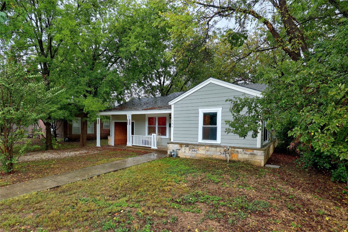 1303 Maple Street Georgetown, TX 78626 - Photo 1 of 1 Gallery Image 1