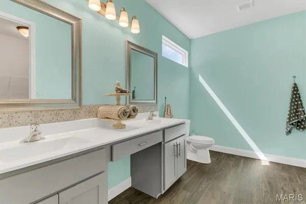 $450,000 | 1364 Grey Wolf Drive, Imperial, MO 63052