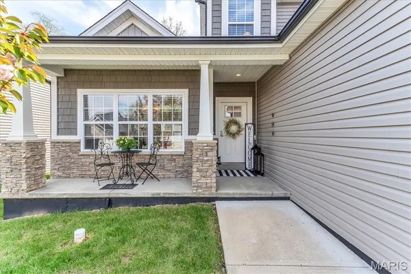 $450,000 | 1364 Grey Wolf Drive, Imperial, MO 63052