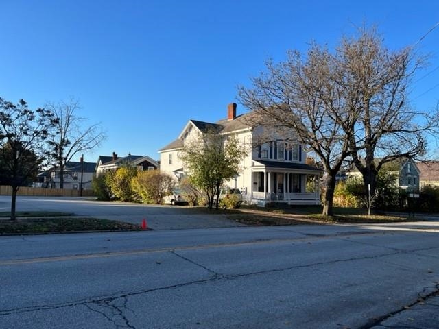 8 Washington Street Rutland, VT 05701 - Photo 2 of 21