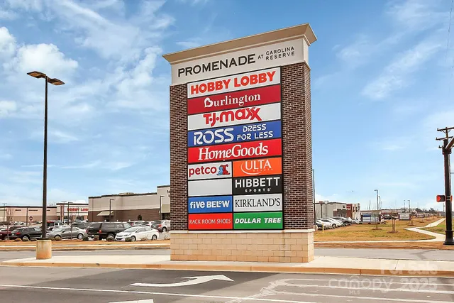 $400,000 | 911 Lily Magnolia Court, Fort Mill, SC 29707