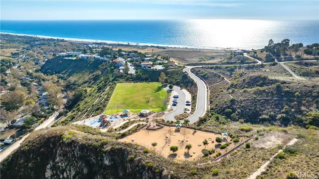 $5,500 | 6216 Tapia Drive, Unit B, Malibu, CA 90265