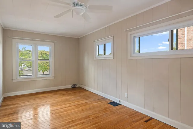 $3,800 | 744 Oak Grove Circle, Severna Park, MD 21146