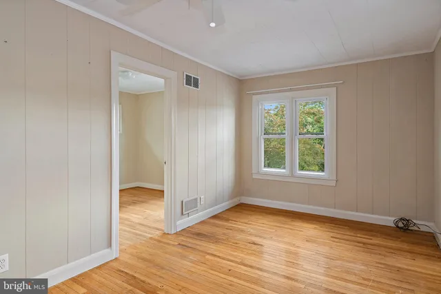 $3,800 | 744 Oak Grove Circle, Severna Park, MD 21146