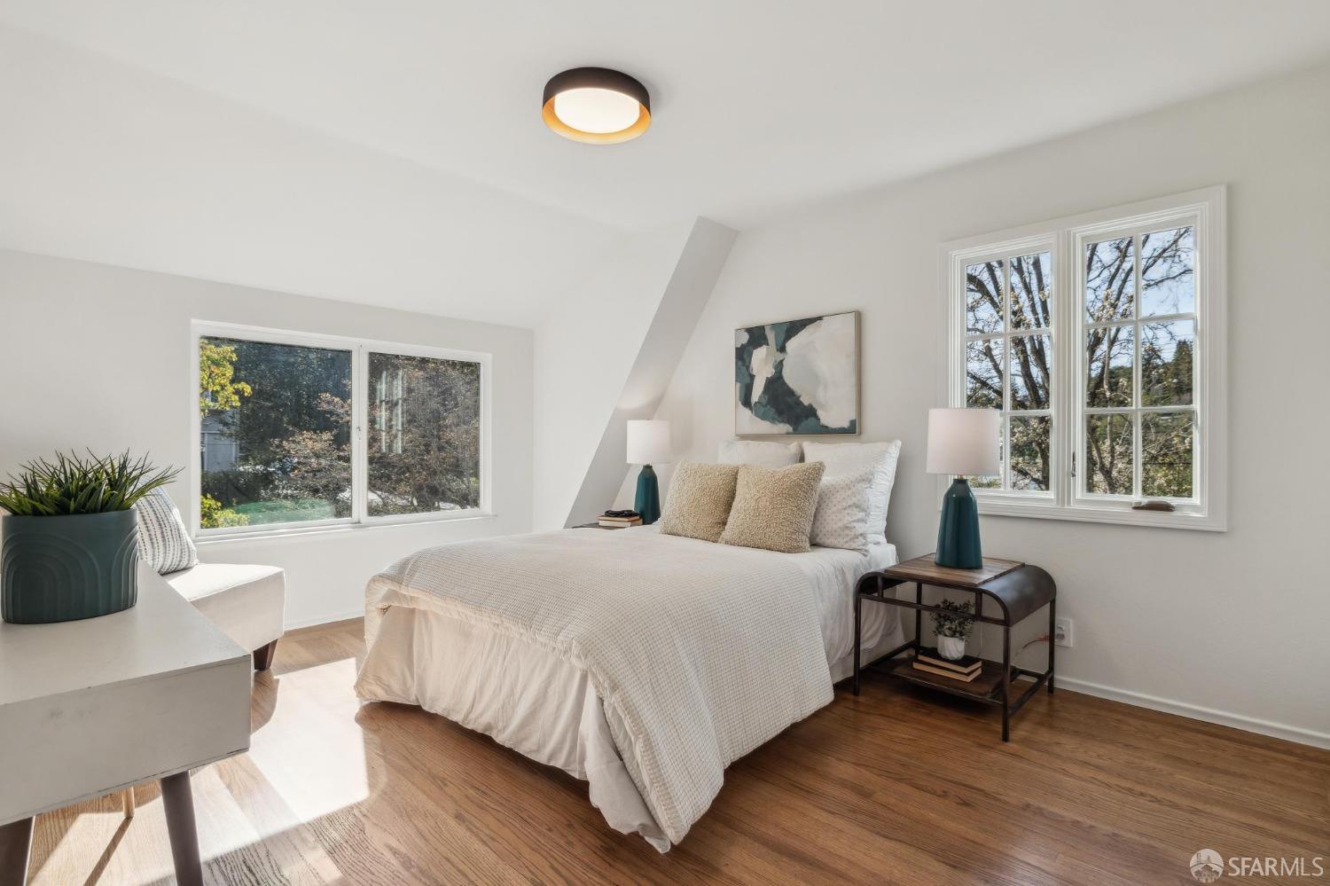 4 La Cuesta Road Orinda, CA 94563 - Photo 29 of 50 a bedroom with a bed and a window