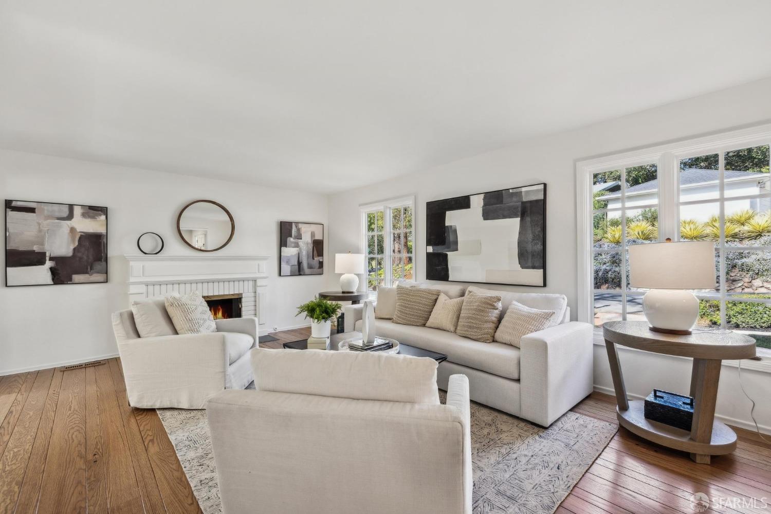 4 La Cuesta Road Orinda, CA 94563 - Photo 5 of 50 a living room with furniture and a wooden floor