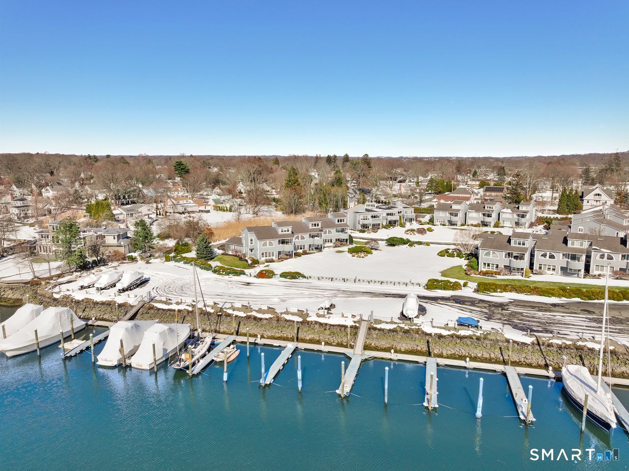 8 Oyster Landing Road, Unit 8 Milford, CT 06460 - Photo 3 of 36