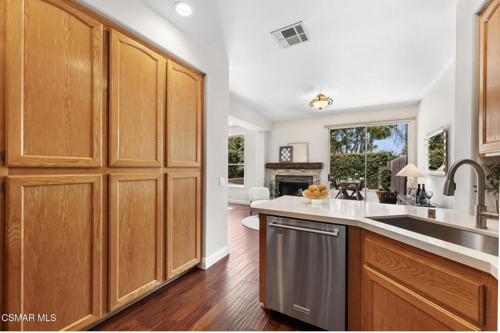5219 Paseo Ricoso Camarillo, CA 93012 - Photo 31 of 47