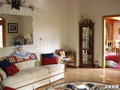 2236 West Bangor Road Bangor, PA 18013 - Photo 8 of 44 Gallery Image 8