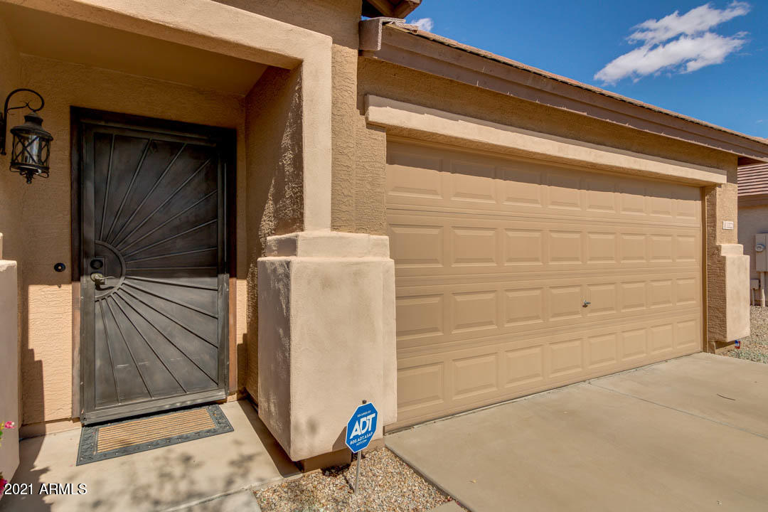 3322 East Bonanza Road Gilbert, AZ 85297 - Photo 4 of 34 04-Bonanza