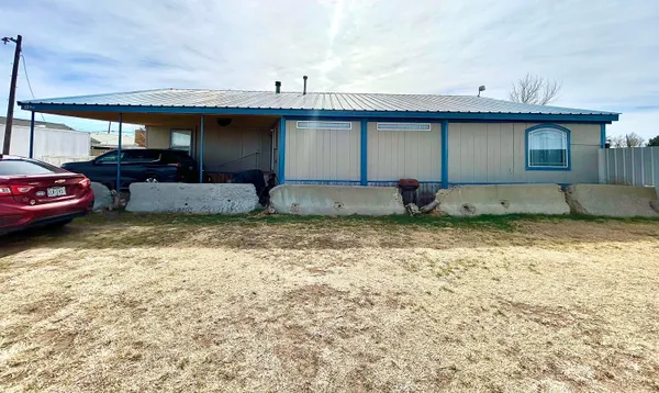 $194,000 | 101 Gaines Street, Claude, TX 79019