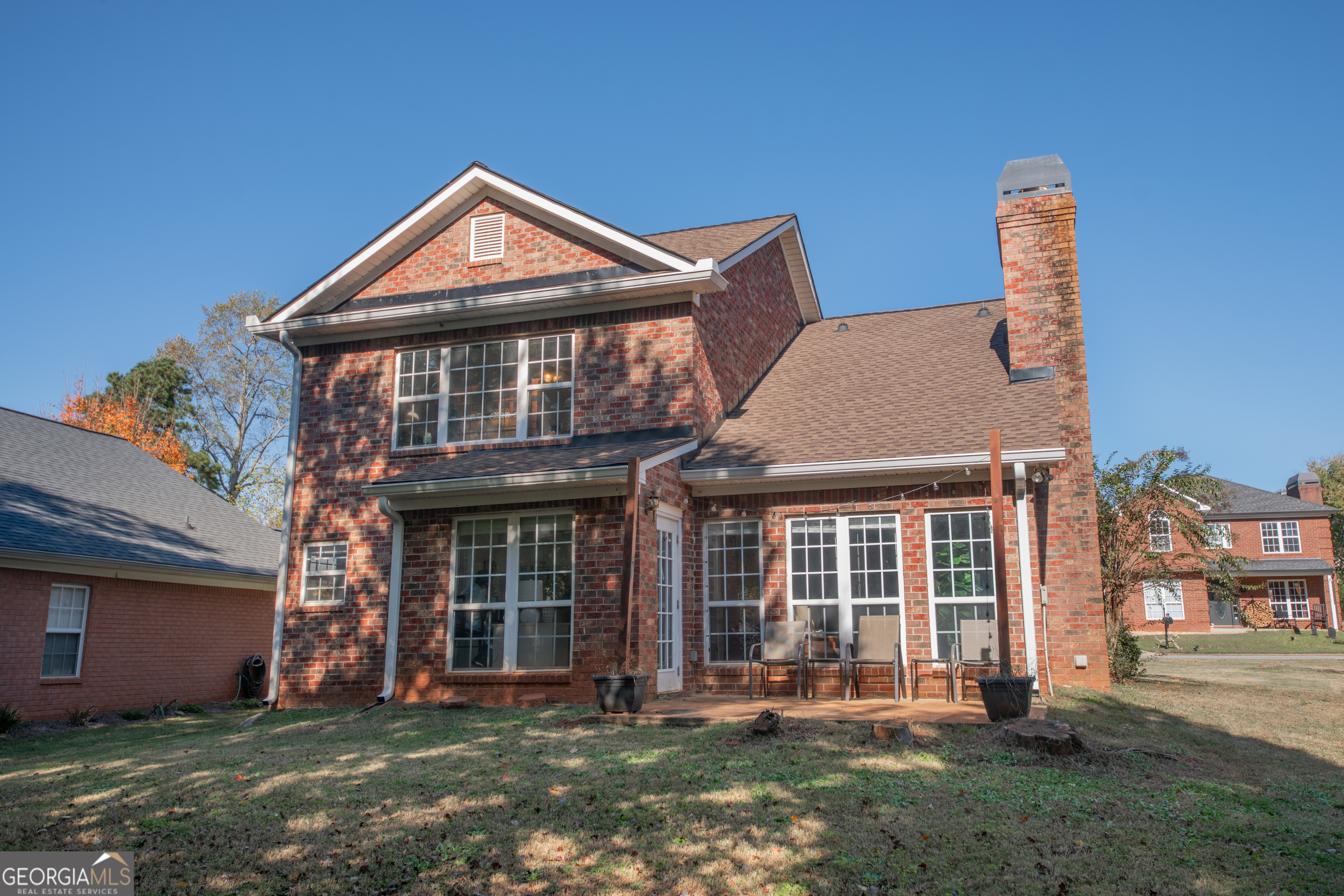 117 Covington Place Athens, GA 30606 - Photo 20 of 33 front view of a house with a yard