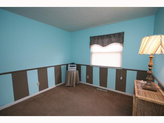 3931 Ivorton Road East Columbus, OH 43207 - Photo 13 of 18