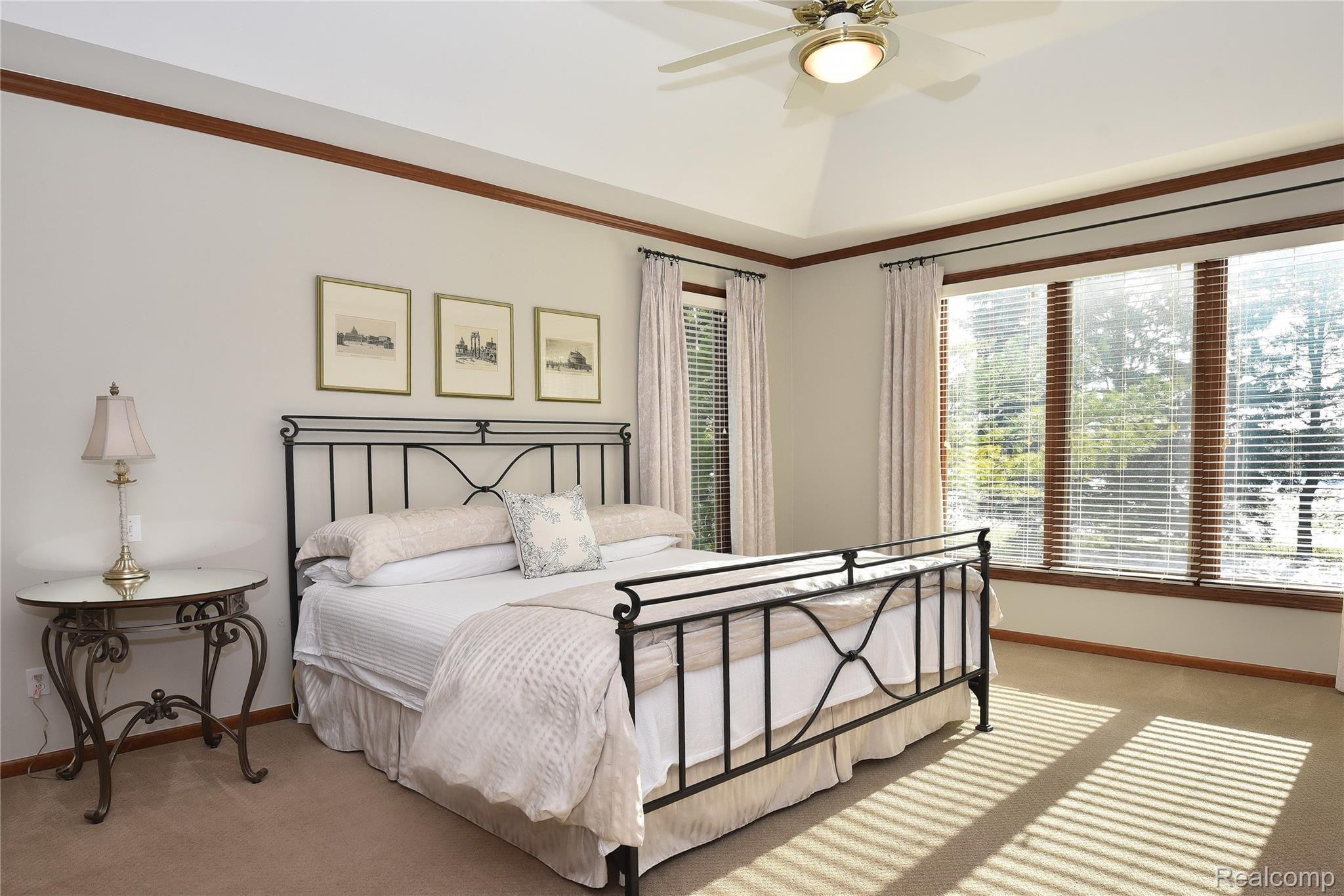 3587 Vineyard Springs Court Rochester, MI 48306 - Photo 20 of 39 3587 Vineyard Springs_19.JPG