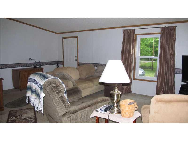 270 Hosack Road Jackson Center, PA 16133 - Photo 3 of 16 Living Room.
