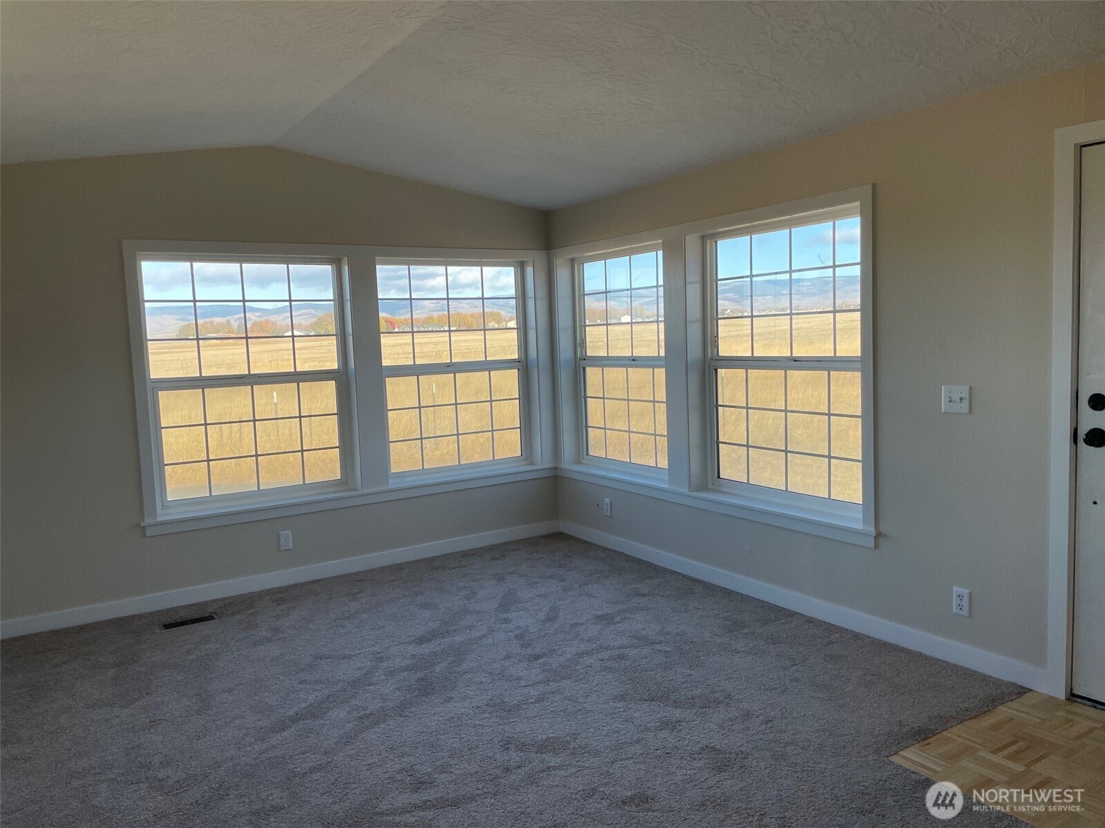 971 Number 81 Road Ellensburg, WA 98926 - Photo 4 of 26 Gallery Image 4