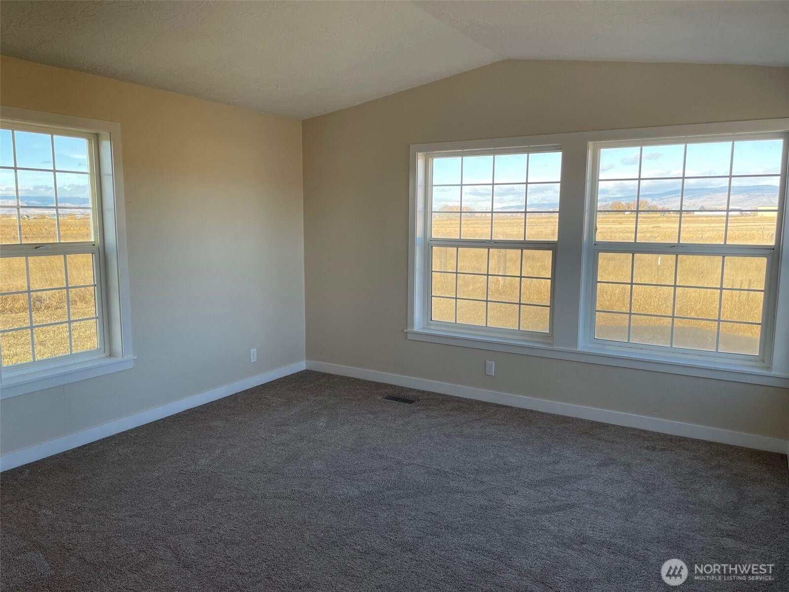 971 Number 81 Road Ellensburg, WA 98926 - Photo 5 of 26 Gallery Image 5