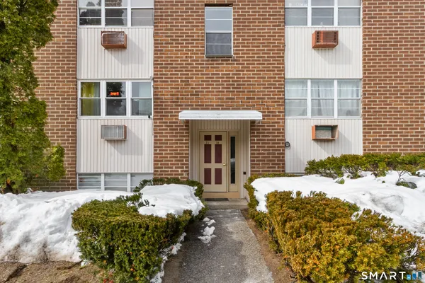 $195,000 | 27 Belair Drive, Unit 27, New Milford, CT 06776