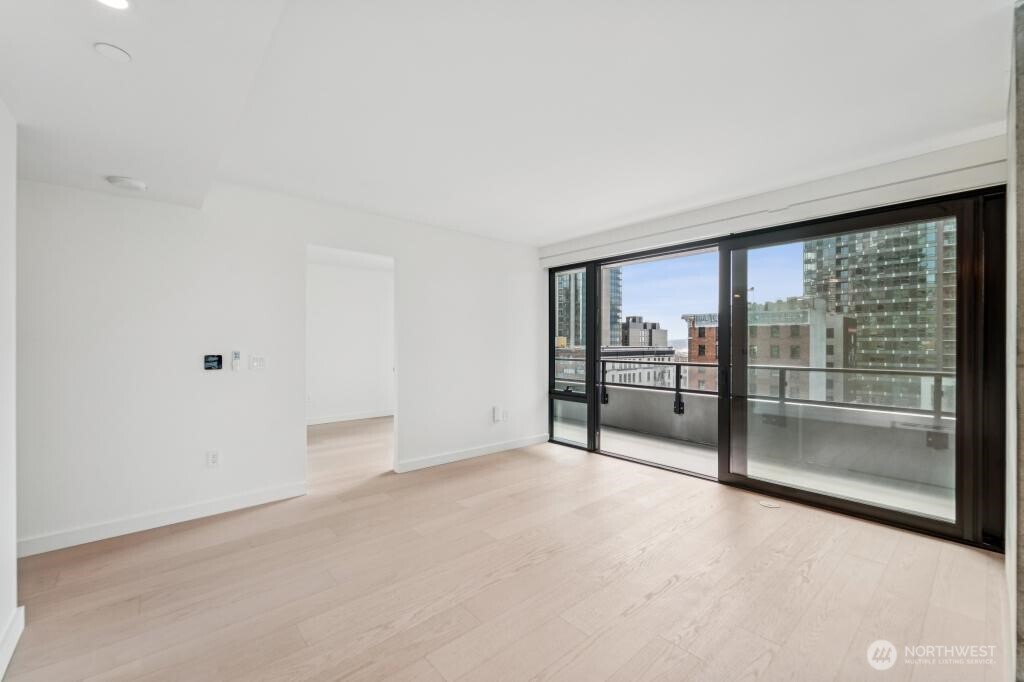 300 Virginia Street, Unit 812 Seattle, WA 98101 - Photo 18 of 39