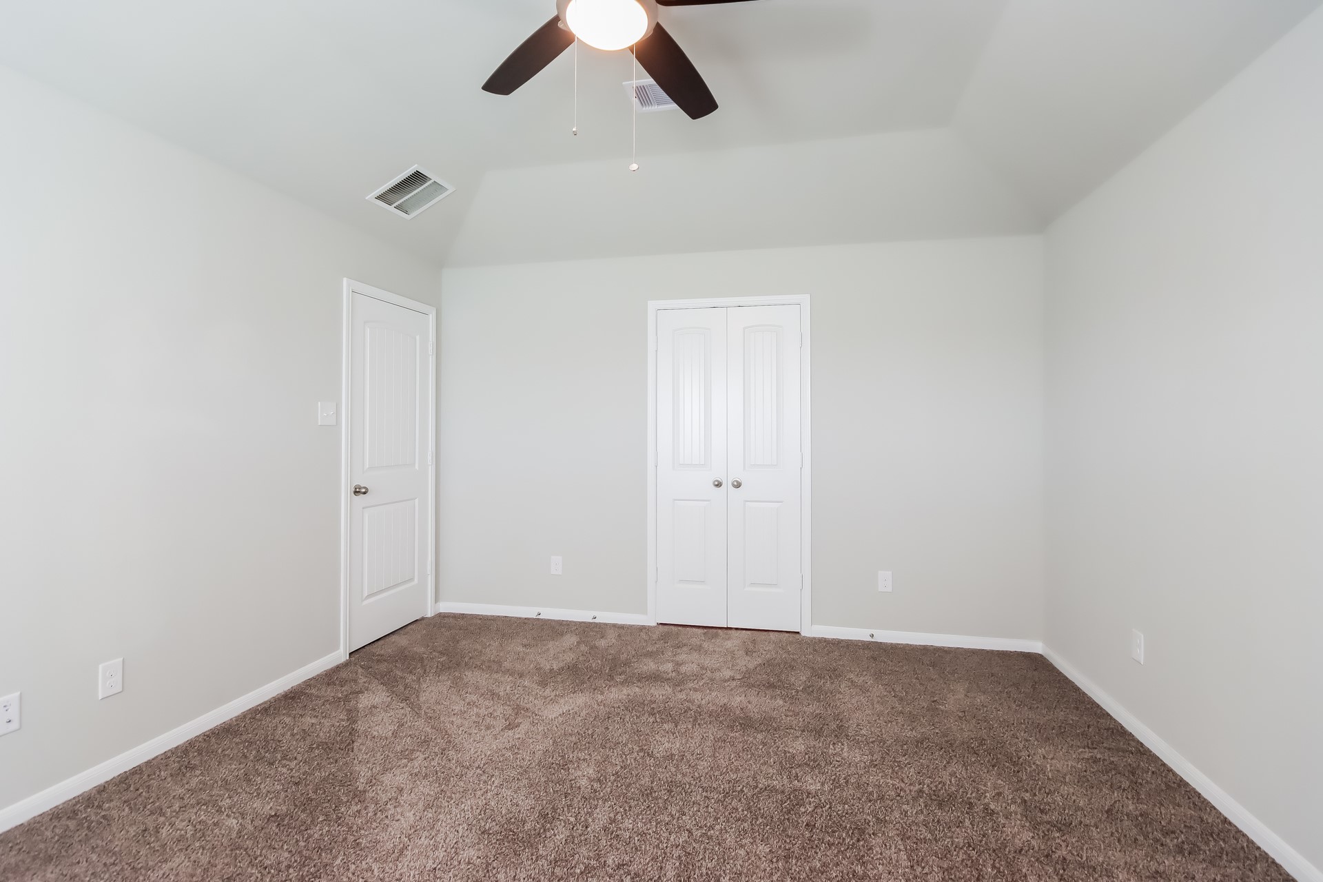 4606 Wildflower Way Baytown, TX 77521 - Photo 7 of 15
