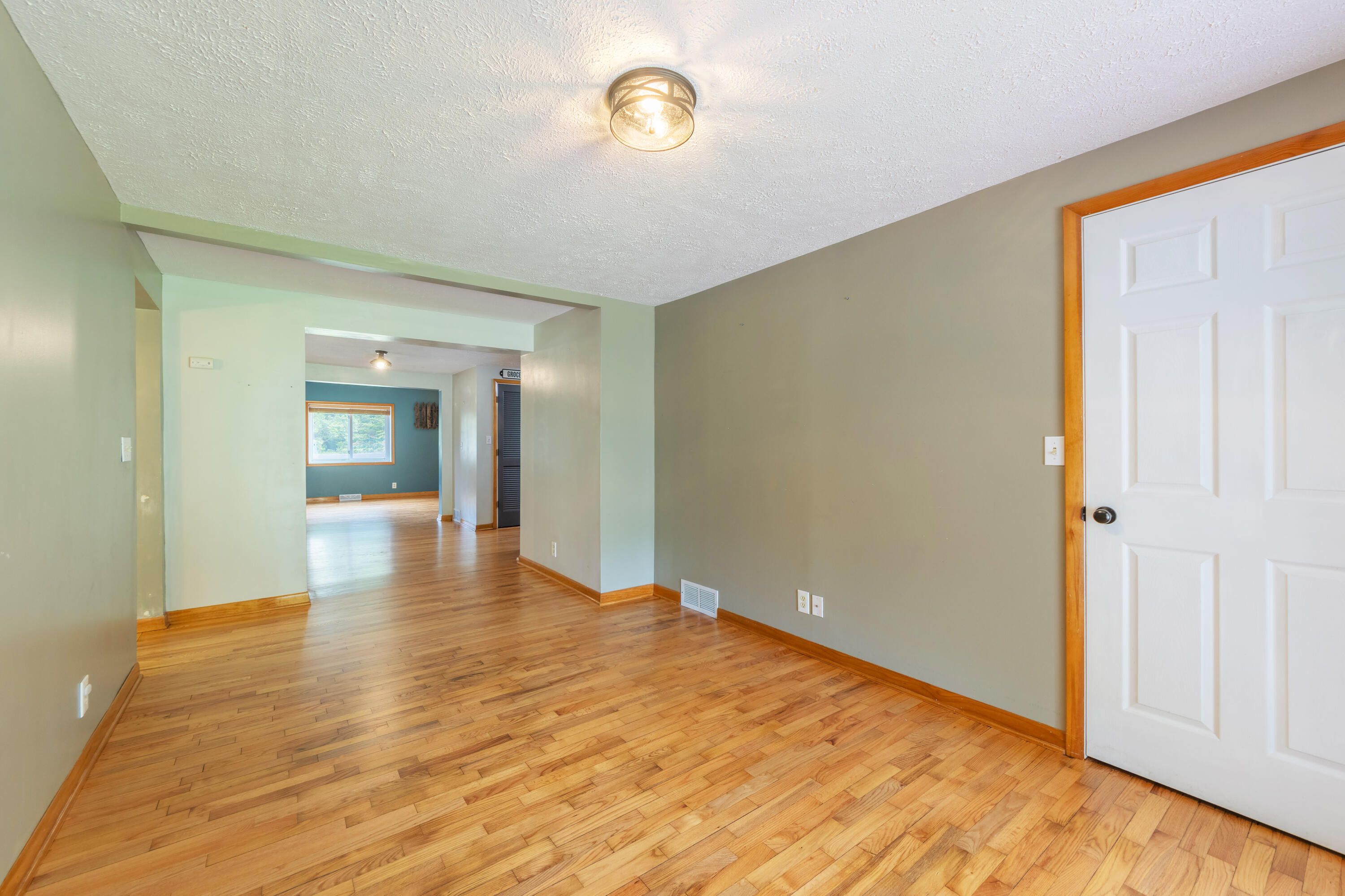 6210 Johnson Road Coloma, MI 49038 - Photo 14 of 24 Additional Living Space