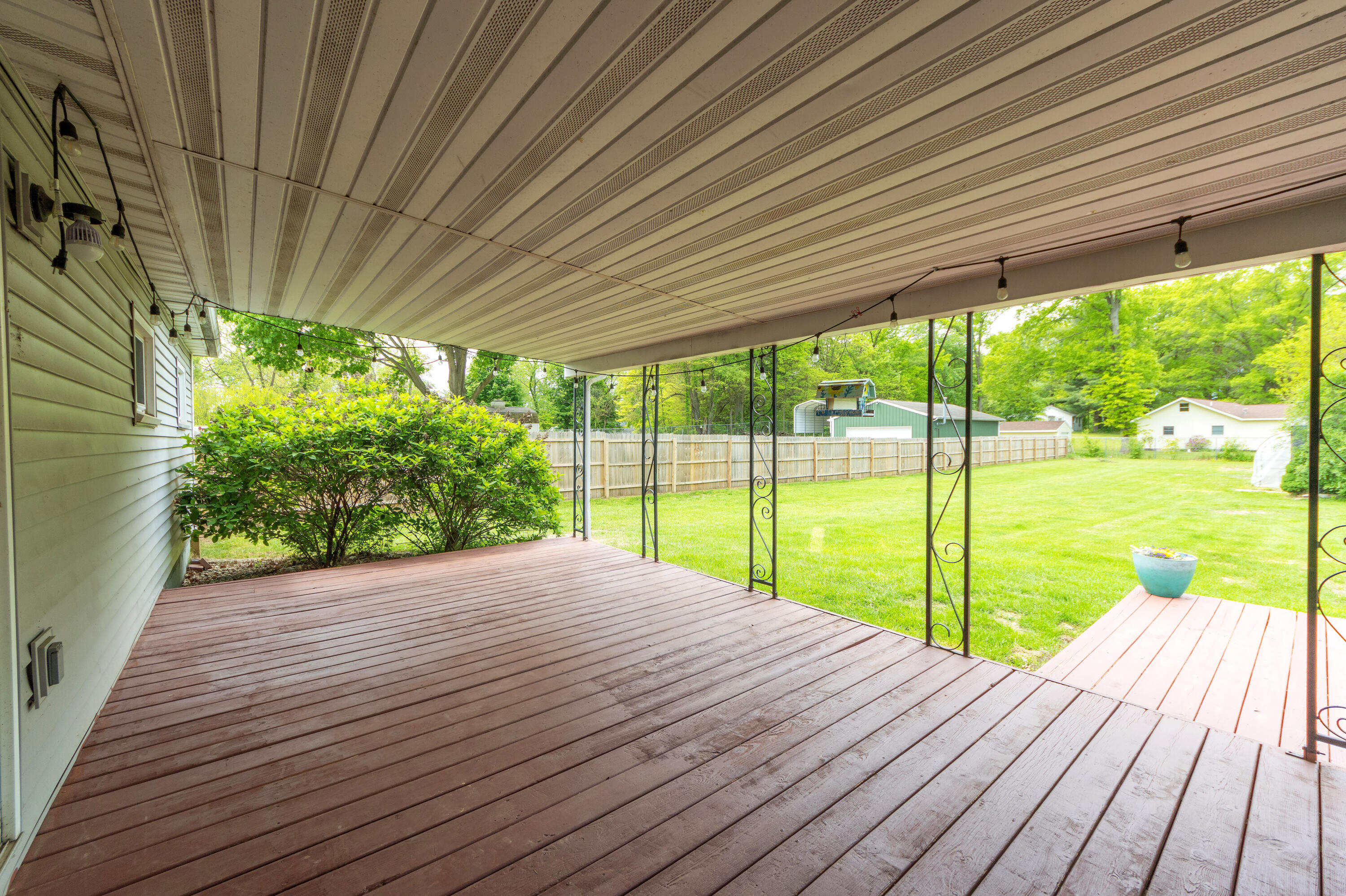 6210 Johnson Road Coloma, MI 49038 - Photo 20 of 24 Covered Back Deck