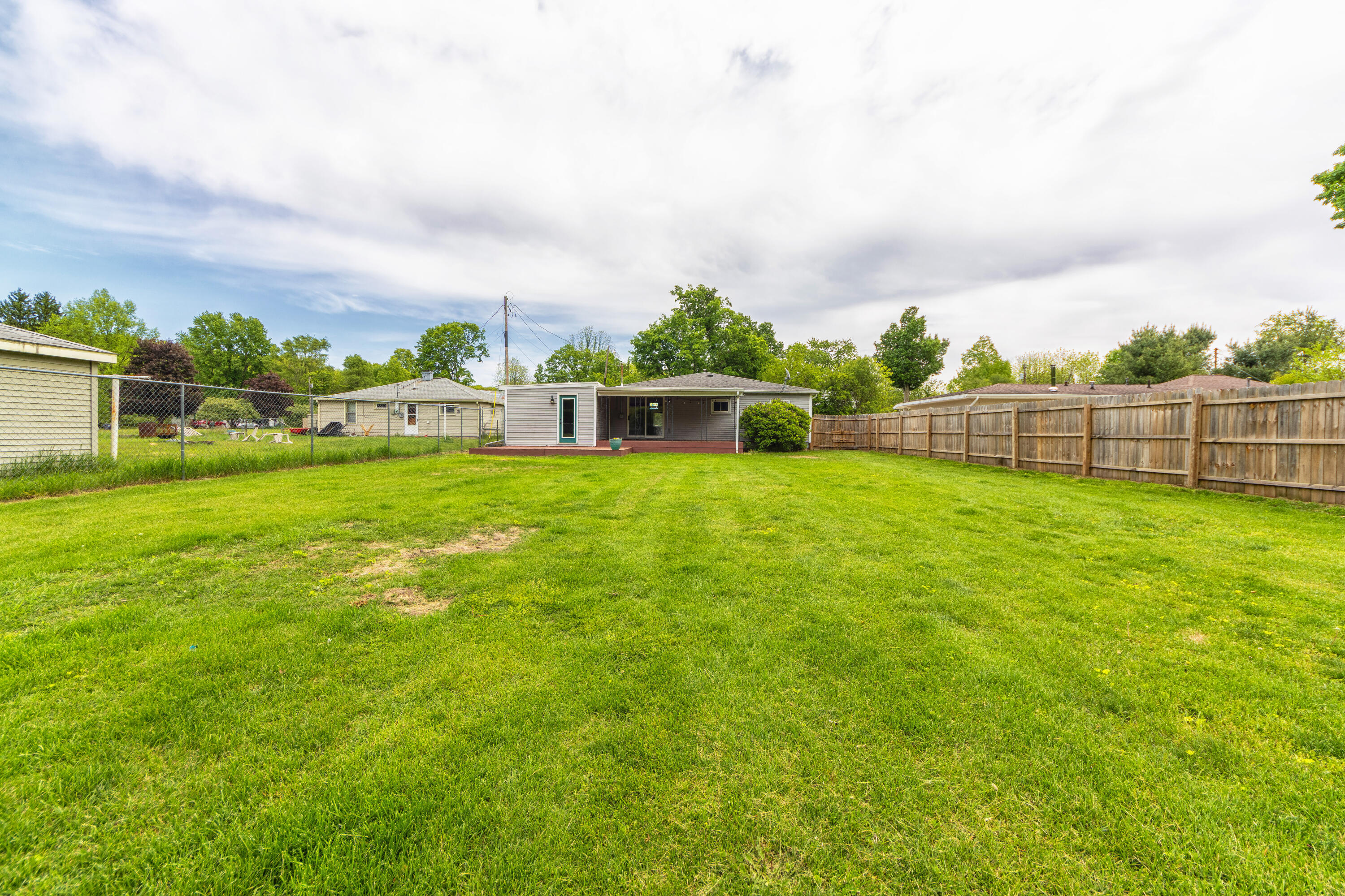 6210 Johnson Road Coloma, MI 49038 - Photo 22 of 24 Backyard