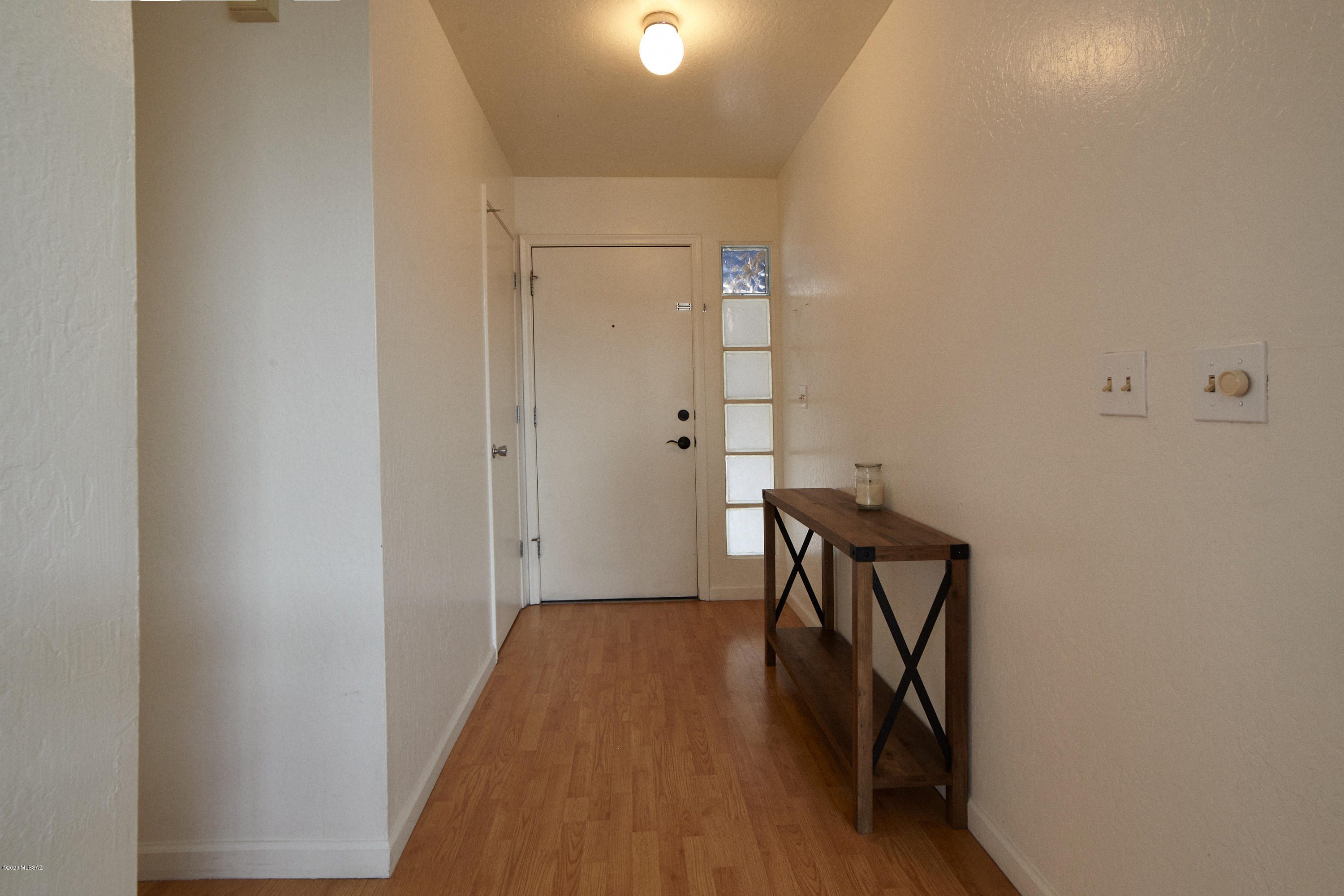 228 East Pastime Road Tucson, AZ 85705 - Photo 6 of 29
