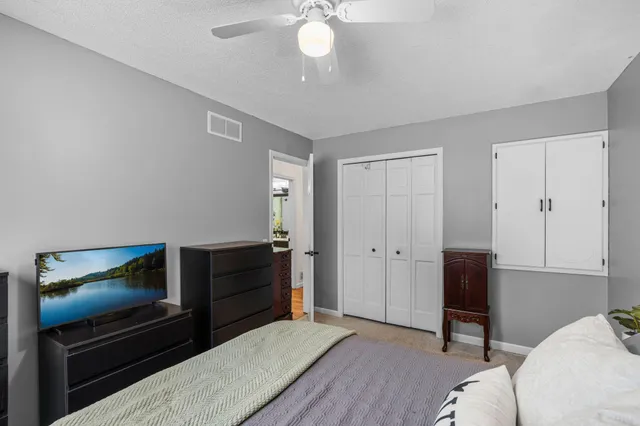 $355,000 | 533 Innsbruck Drive, Chaska, MN 55318