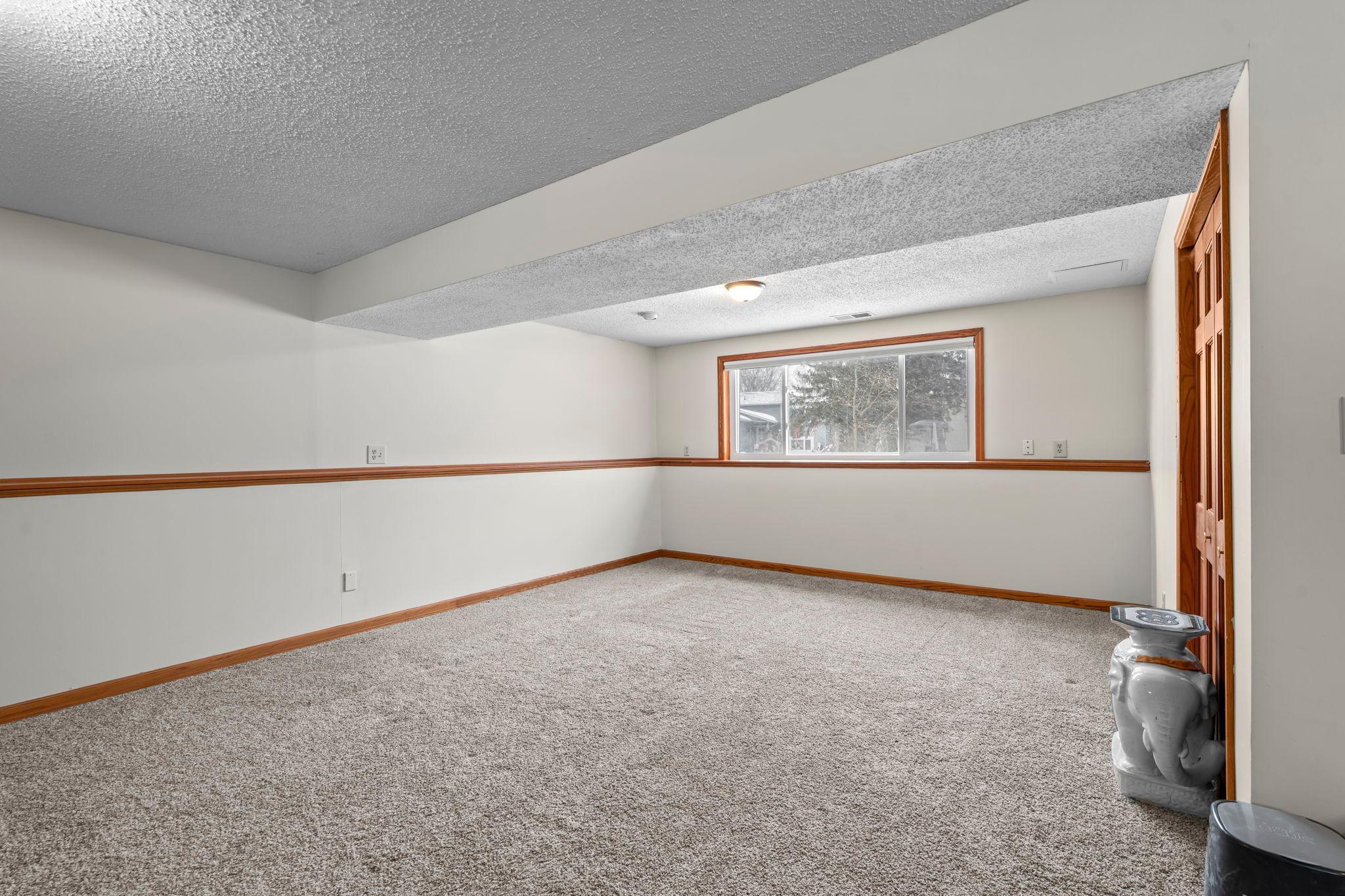 533 Innsbruck Drive Chaska, MN 55318 - Photo 20 of 42