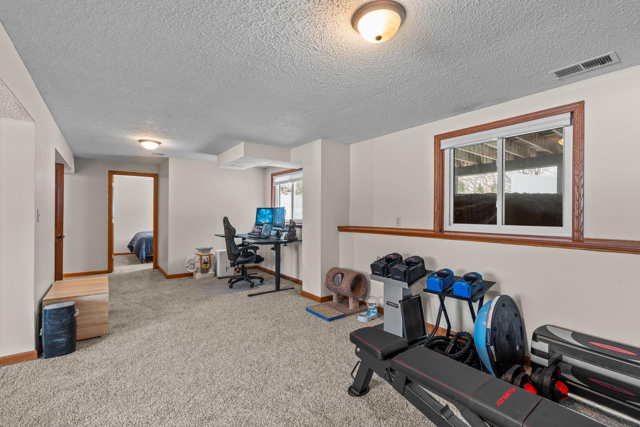 533 Innsbruck Drive Chaska, MN 55318 - Photo 23 of 42