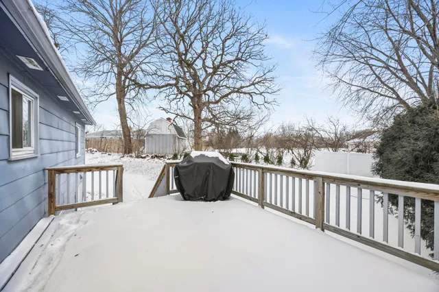 $355,000 | 533 Innsbruck Drive, Chaska, MN 55318