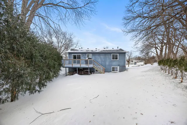 $355,000 | 533 Innsbruck Drive, Chaska, MN 55318