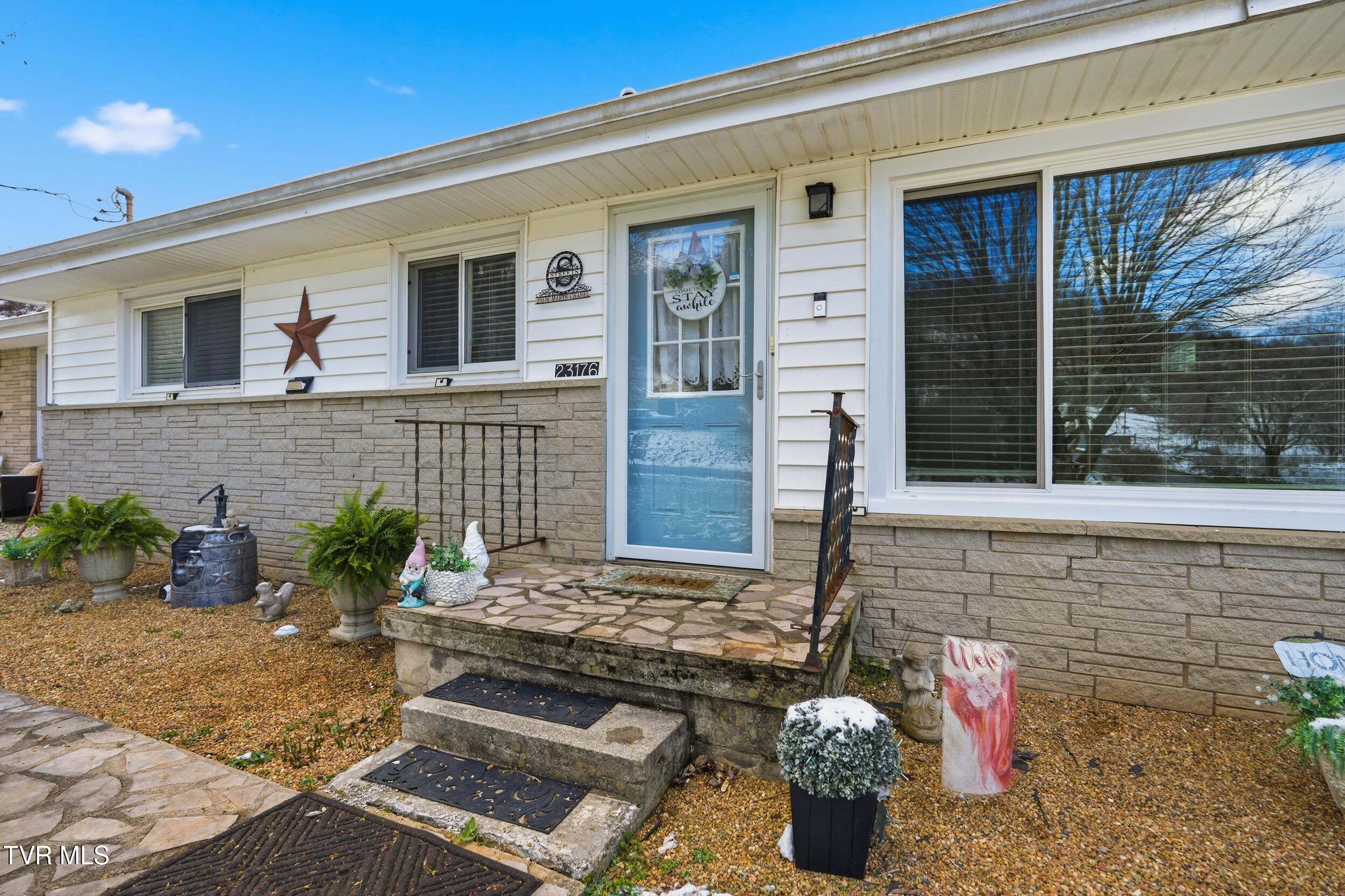 23176 Marys Chapel Road Bristol, VA 24202 - Photo 5 of 37 5_dsc04470