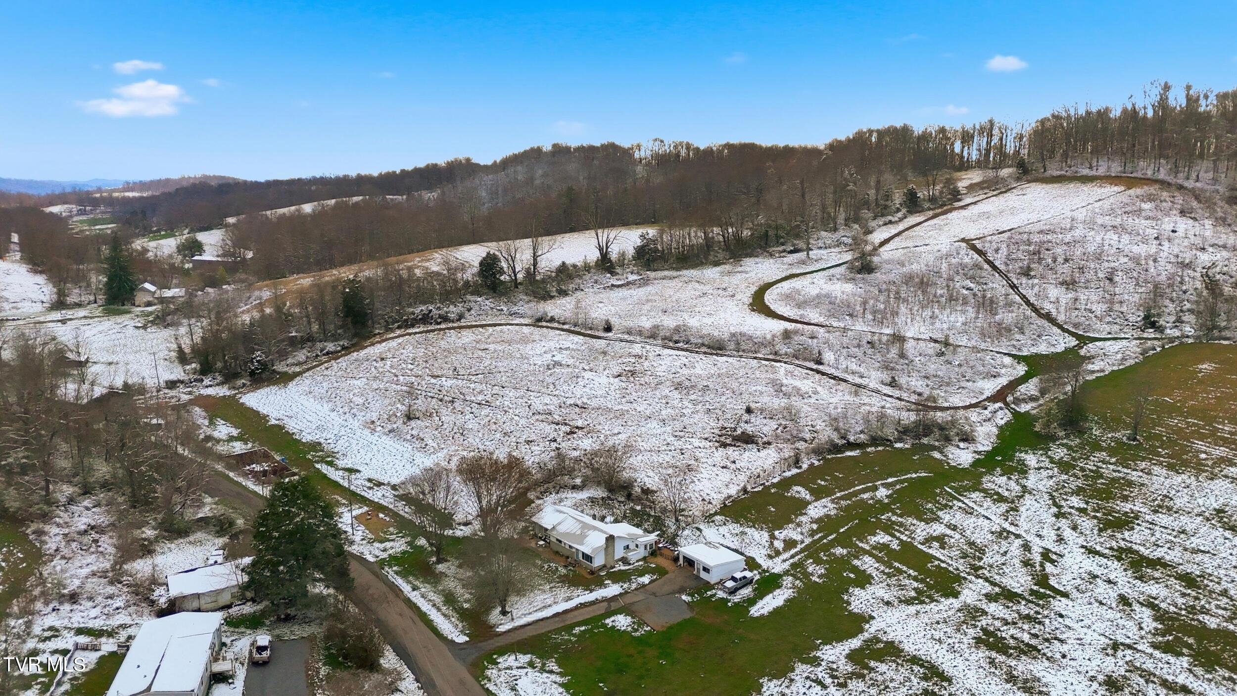 23176 Marys Chapel Road Bristol, VA 24202 - Photo 9 of 37 29_dji_20260317170455_0047_d_autoremove_