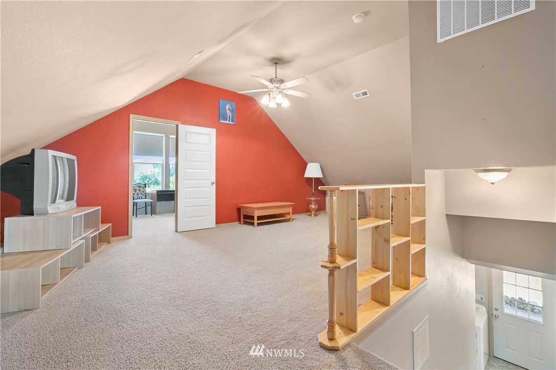 10428 Grove Road Southeast Yelm, WA 98597 - Photo 23 of 39 Gallery Image 23
