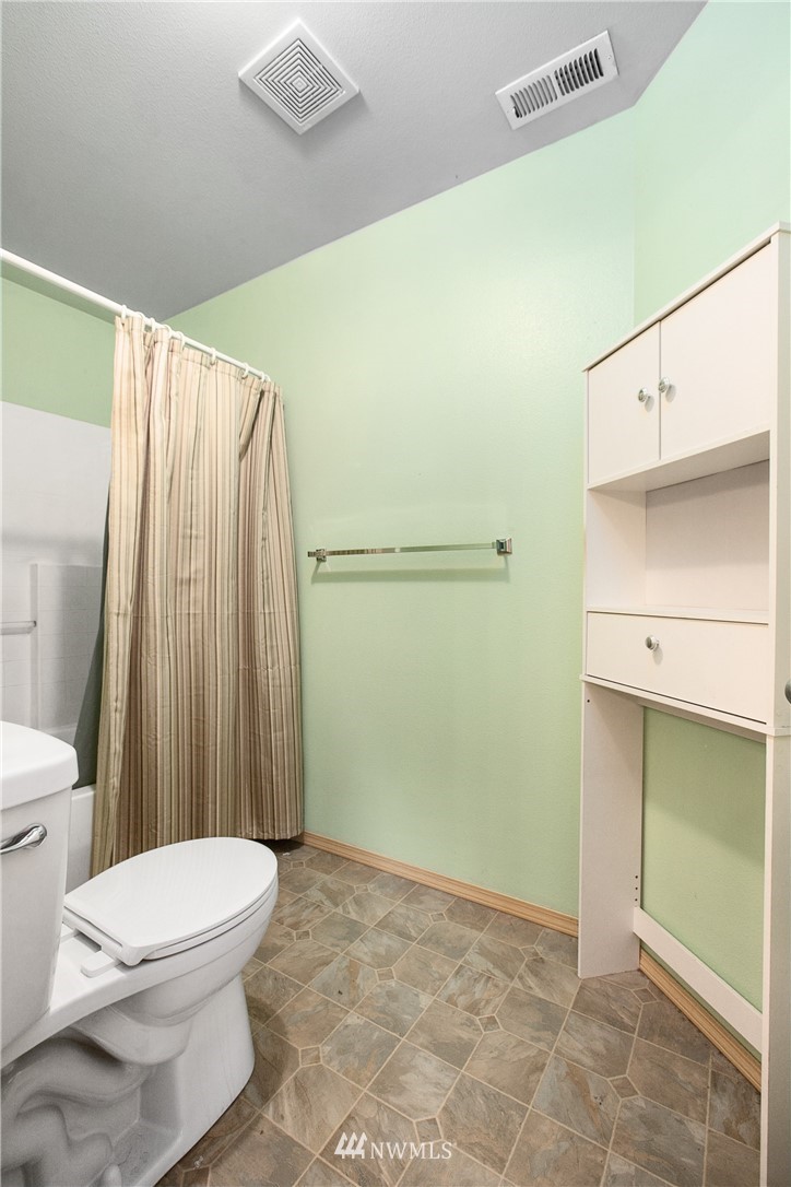 10428 Grove Road Southeast Yelm, WA 98597 - Photo 28 of 39 Gallery Image 28