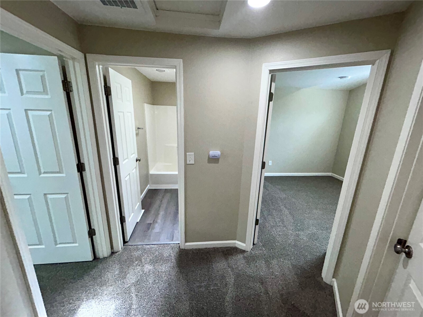 28016 231st Place Southeast Maple Valley, WA 98038 - Photo 14 of 31