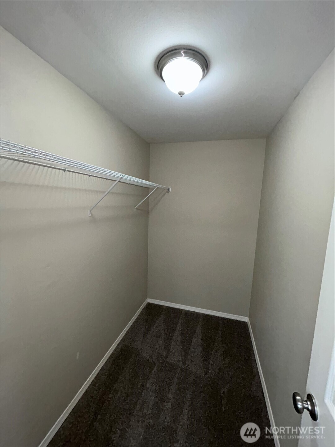 28016 231st Place Southeast Maple Valley, WA 98038 - Photo 17 of 31