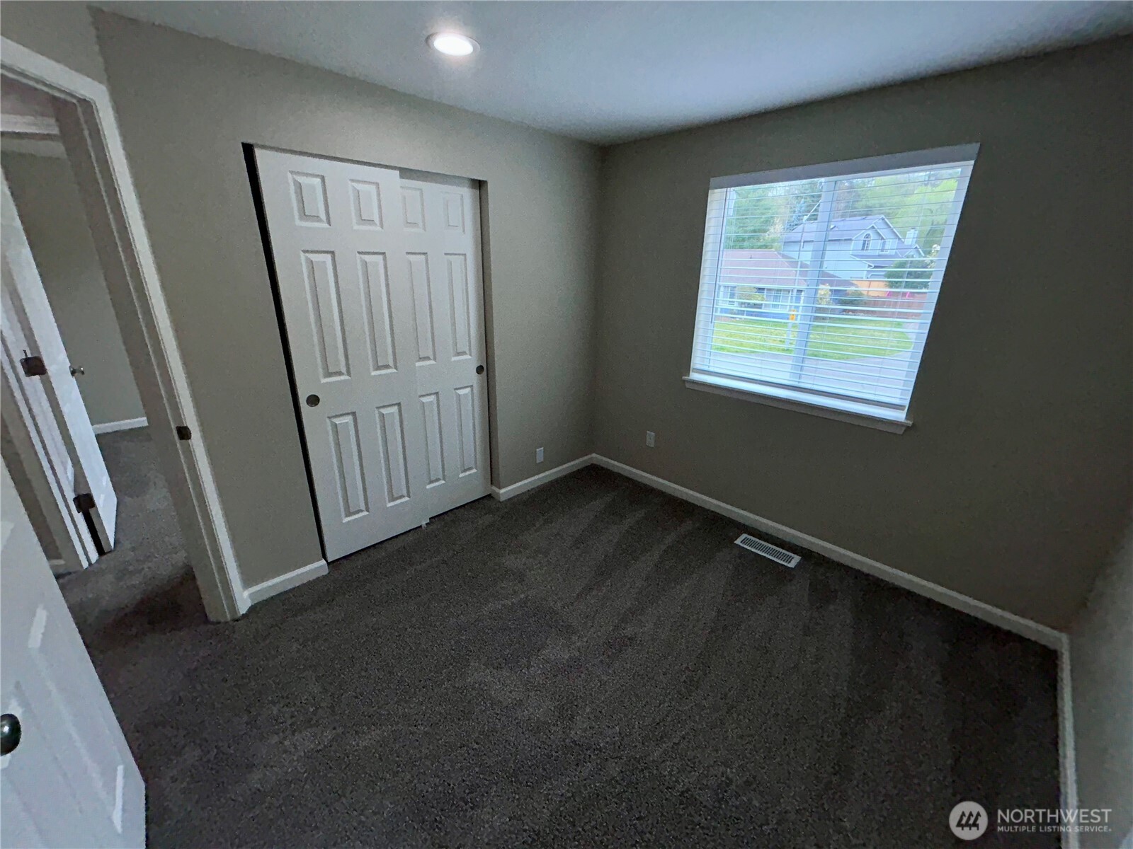 28016 231st Place Southeast Maple Valley, WA 98038 - Photo 22 of 31