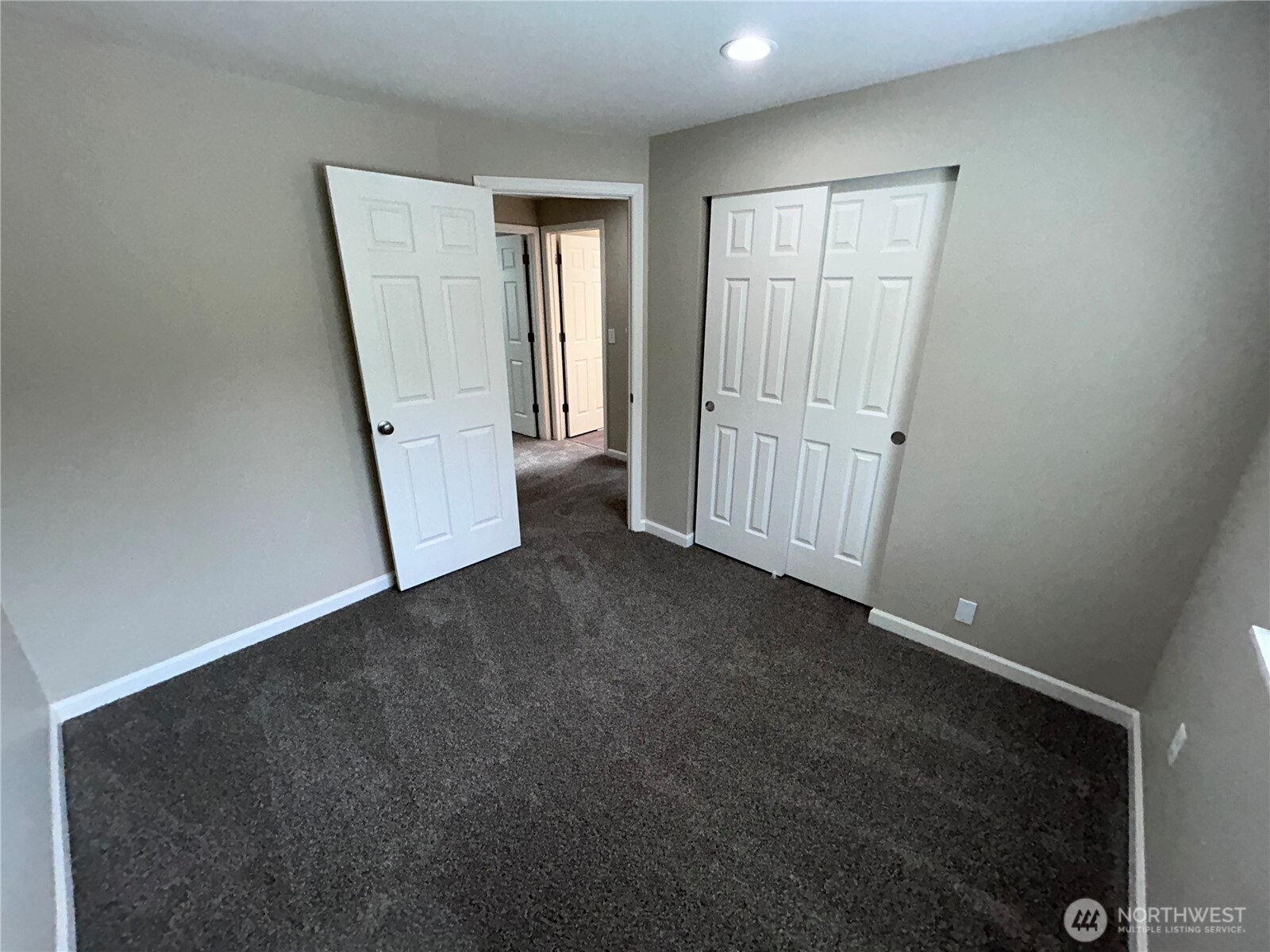 28016 231st Place Southeast Maple Valley, WA 98038 - Photo 23 of 31