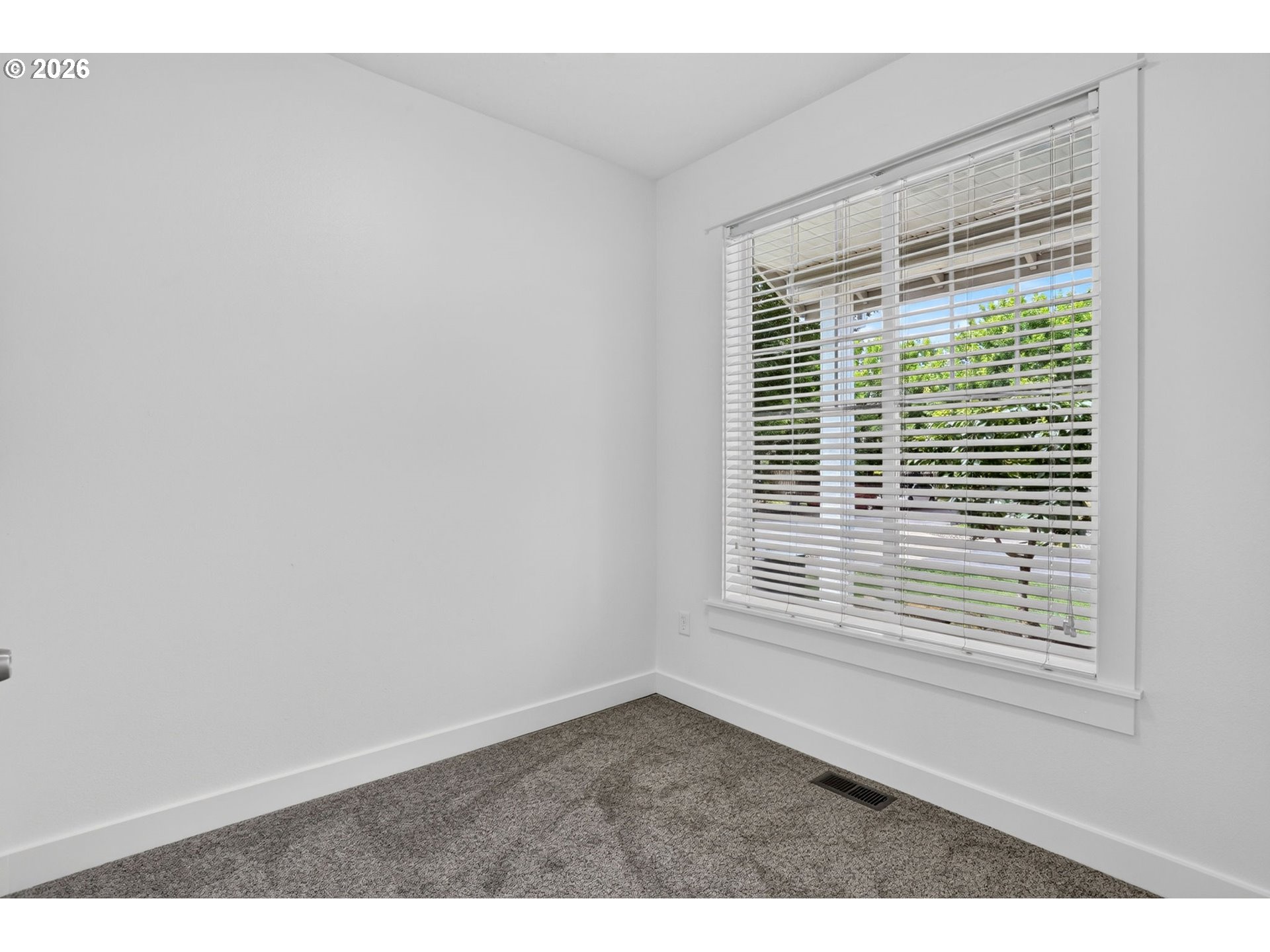 38417 Redwood Street Sandy, OR 97055 - Photo 12 of 41