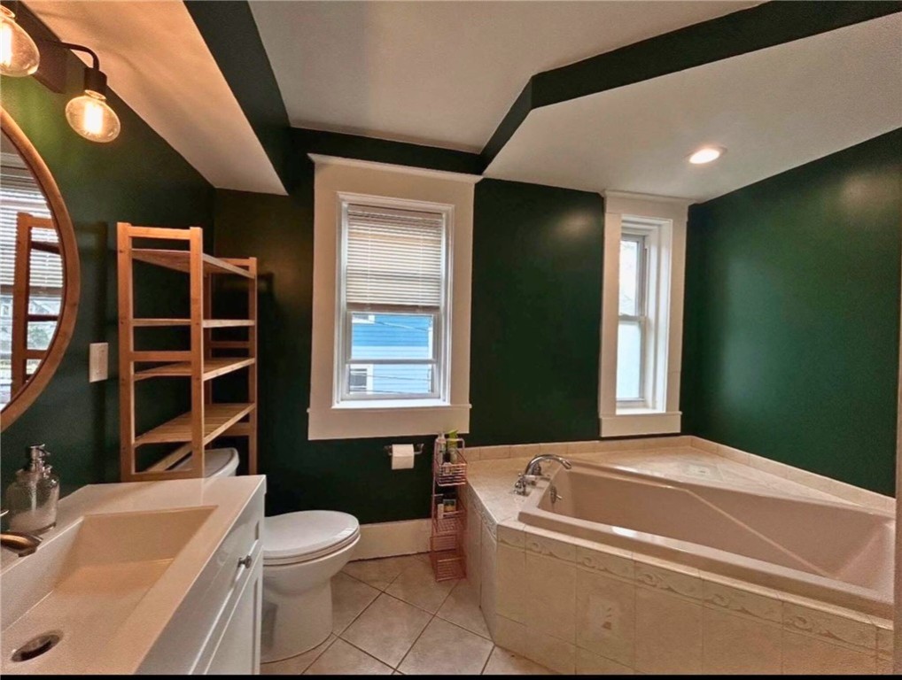 261 Henrietta Street Rochester, NY 14620 - Photo 13 of 22