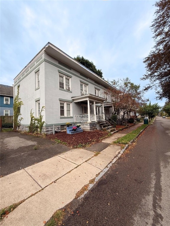 261 Henrietta Street Rochester, NY 14620 - Photo 2 of 22