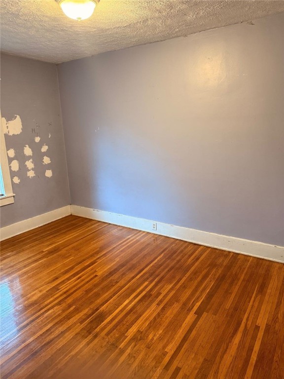 261 Henrietta Street Rochester, NY 14620 - Photo 9 of 22