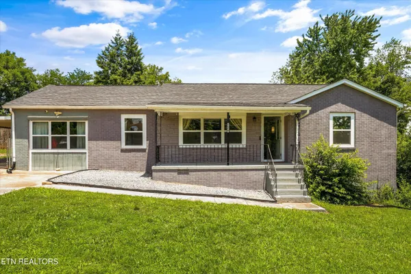 $350,000 | 5604 Kentwood Road, Knoxville, TN 37912