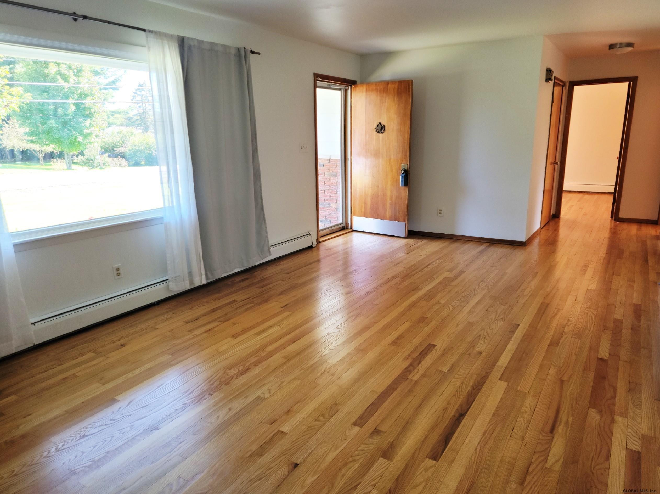22 Devitt Road Waterford, NY 12188 - Photo 5 of 27 Photo 5