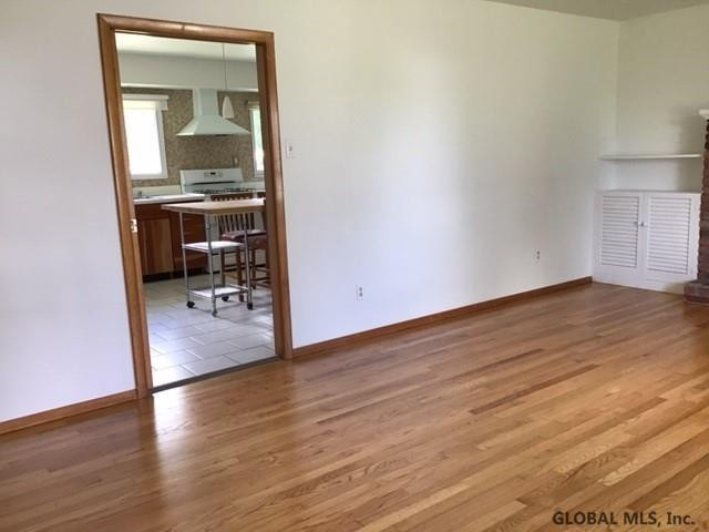 22 Devitt Road Waterford, NY 12188 - Photo 7 of 27 Photo 7